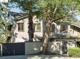 6 Hillcrest Ct, Berkeley, CA 94705