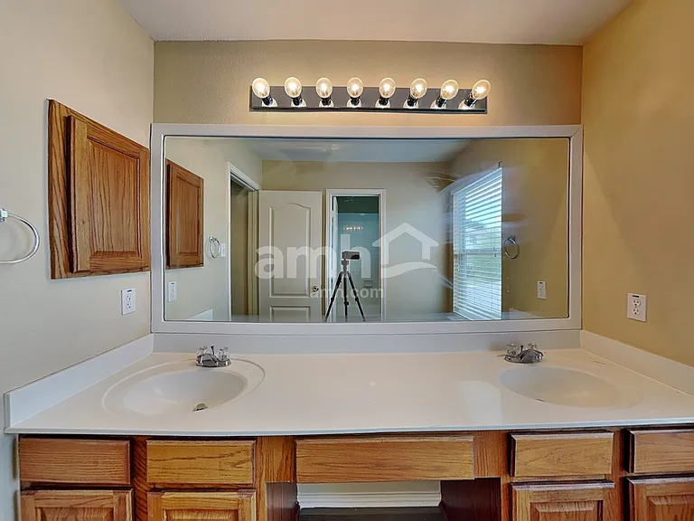 23007 Airedale Ln — Photo 17