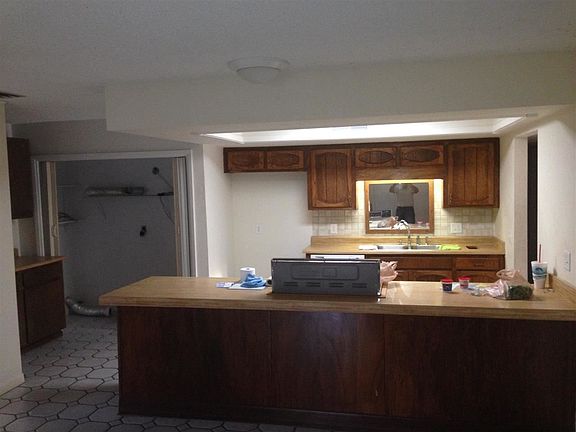 5th image of 1356 S Gateway Dr
