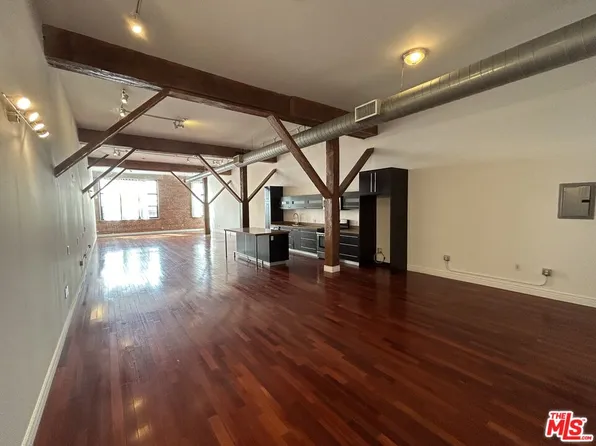 652 Mateo St Unit 206, Los Angeles, CA 90021