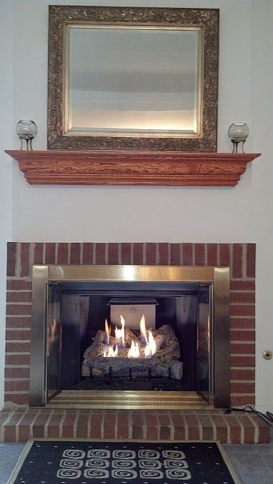 Gas logs with blower/remote!