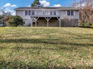 208 Adams Hill Rd, Asheville, NC 28806