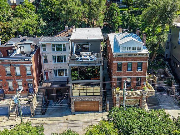 2nd image of 502 Baum St