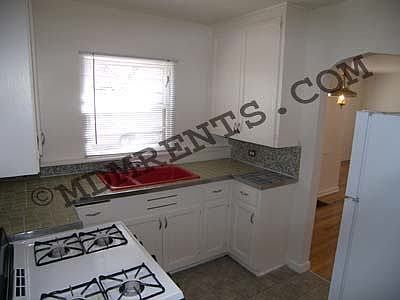 5th image of 517 S Dale Ct