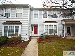 17 Heather Way #903, Sayreville, NJ 08872