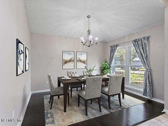 4th image of 3318 ABBEYFIELD Drive E