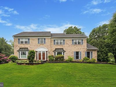 2002 Country Club Dr, Doylestown, PA, 18901