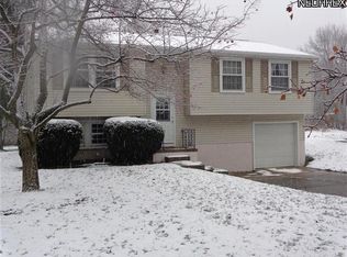 1001 Erin Dr, Kent, OH 44240