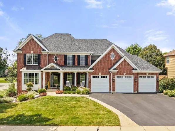 698 Greenfield Rd, Sugar Grove, IL 60554