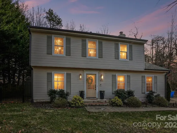 914 Jaywood Ln, Matthews, NC 28105