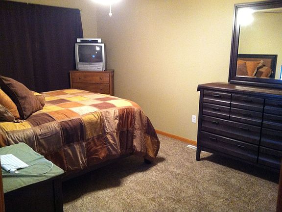 4th image of 1527 Suntree Dr