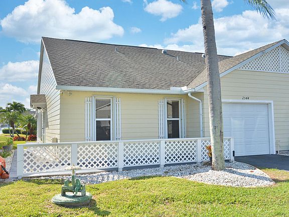 2nd image of 2544 SE Tropical East Circle E