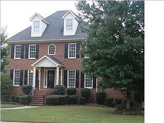5th image of 655 Lake Crest Dr