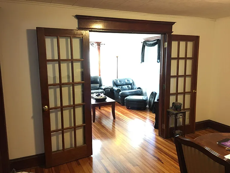 307 Tompkins St #2 — Photo 6