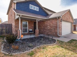 1904 Barnett Ct, Bartlesville, OK 74006