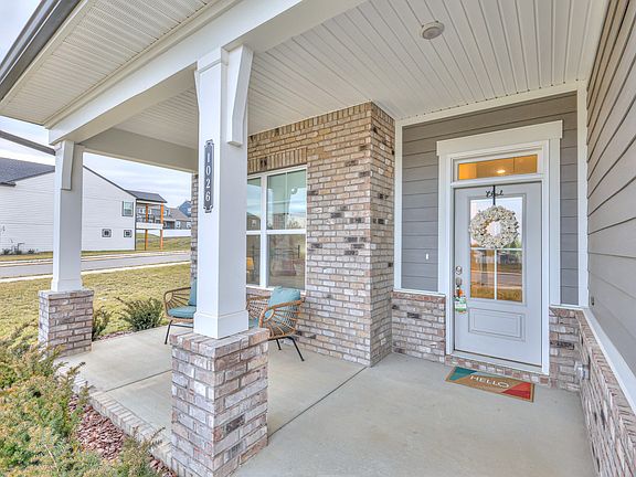4th image of 1026 Inez Dr