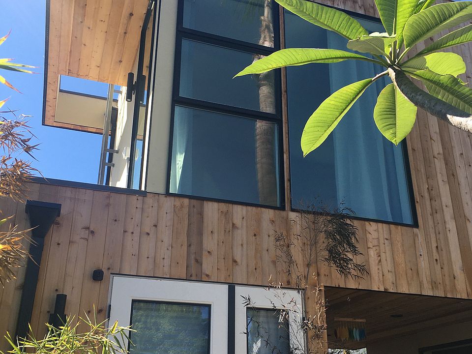 1st image of 3720 Crestwood Pl