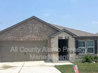 9215 Foxing Blf, Converse, TX 78109