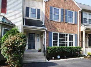 8205 Southwater Ct, Springfield, VA 22153