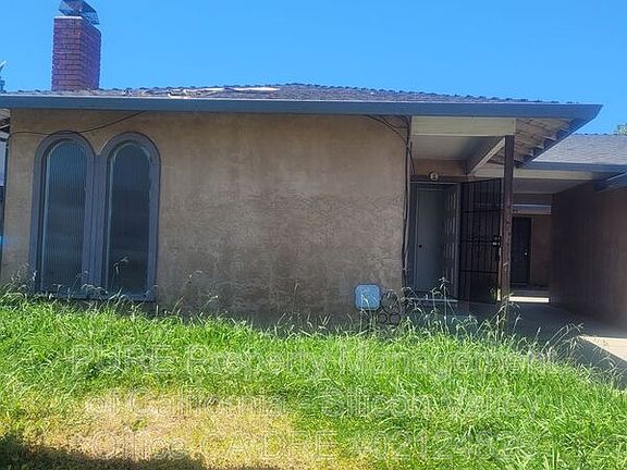 2nd image of 2451 Kennedy Ave
