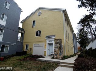 4085D S Four Mile Run Dr, Arlington, VA 22204