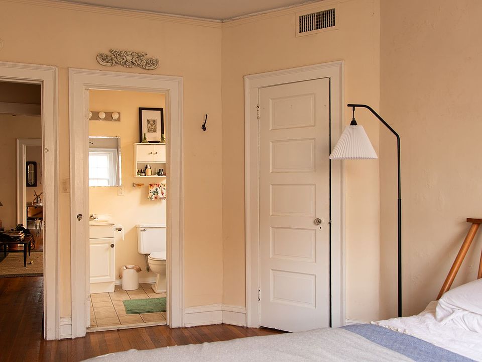 1st image of 2407 Floyd Ave APT 4