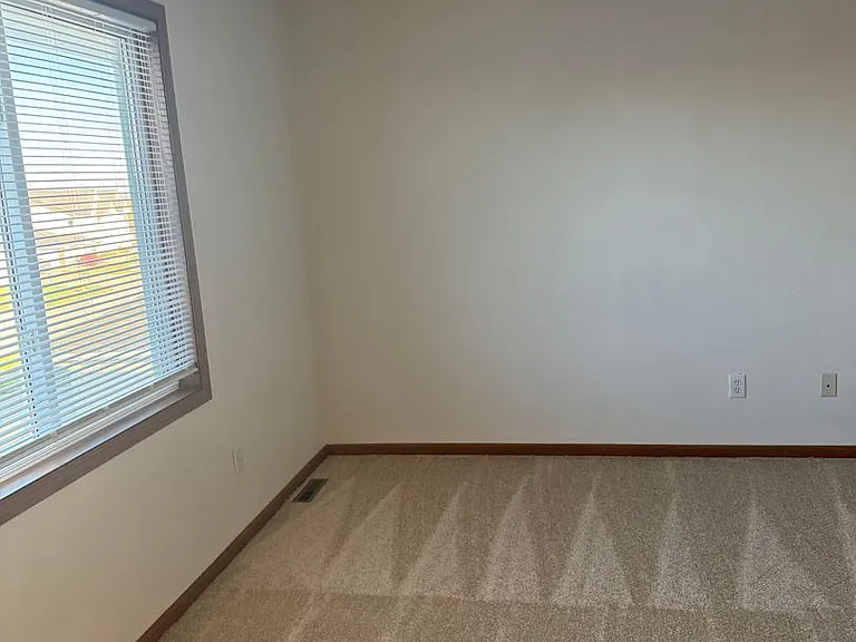 Boulder Ridge Apartments and Townhomes — Photo 7