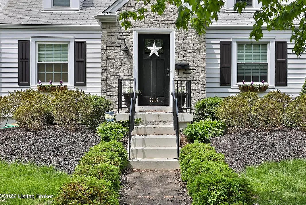 3 bed, 1801 sqft, $2,250 — Photo 1