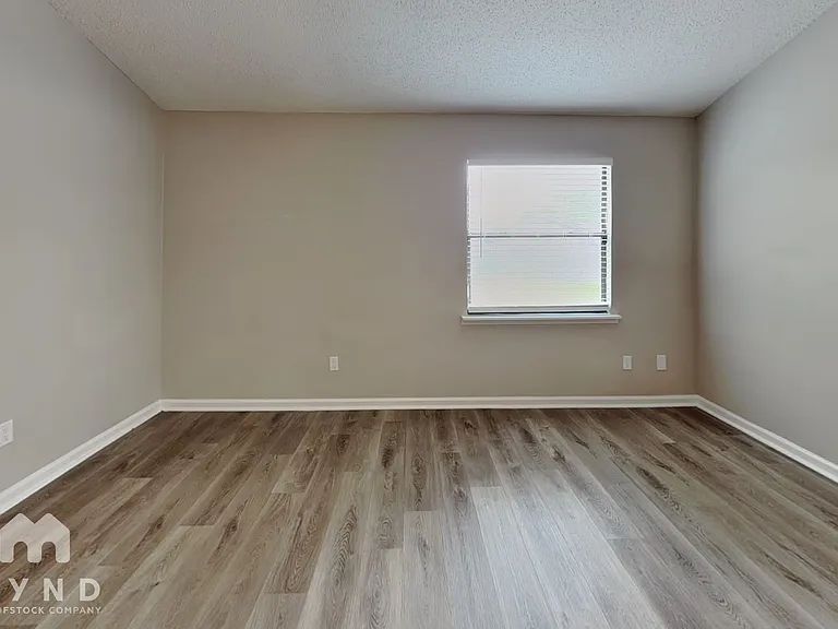 10958 Mandarin Station Dr E — Photo 7