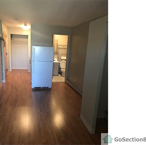 1st image of 201 Essex St #St0