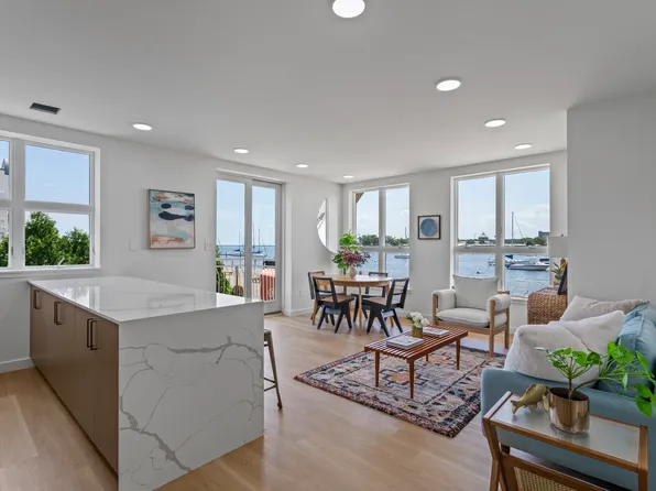 3112 Emmons Avenue image 1 of 14