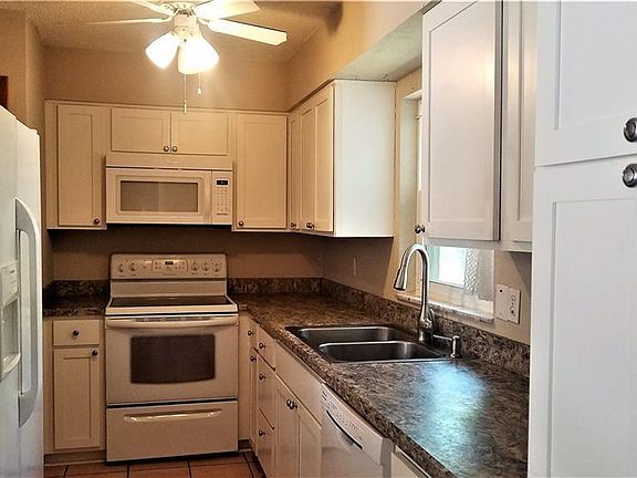 5th image of 504 Mary Sue St