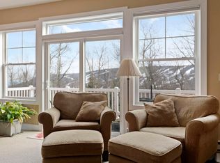 549 Upper Deer Valley Rd, Tannersville, PA 18372