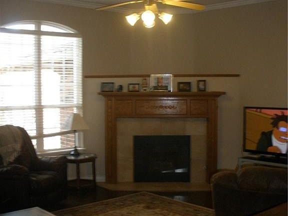 2nd image of 1712 Dorothy Dr