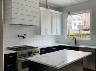 822 5th St NE, Washington, DC 20002