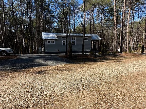 2nd image of 1113 Henderson Cir #8