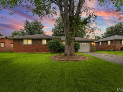 822 Amherst Dr, East Alton, IL, 62024
