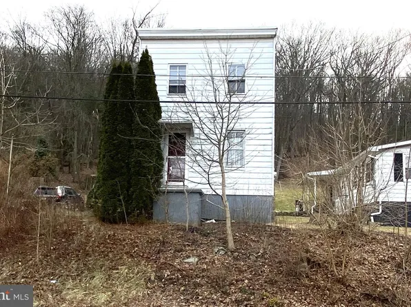 74 Branch St, Tremont, PA 17981