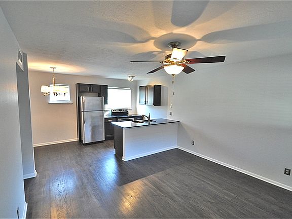 3rd image of 4011 Holland Ave APT 1