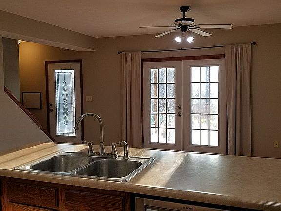 5th image of 3016 N Pierce Dr