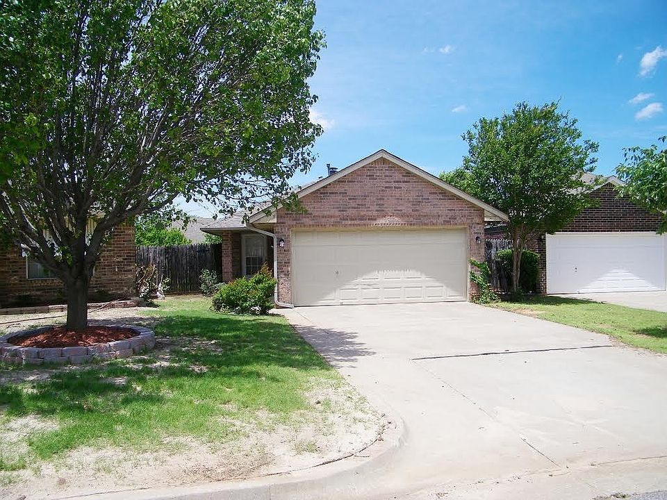 6021 Fox Run Front View