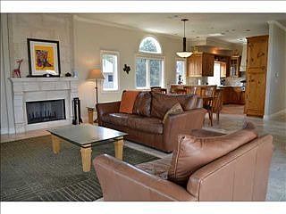 5th image of 2305 Westlake Dr #A