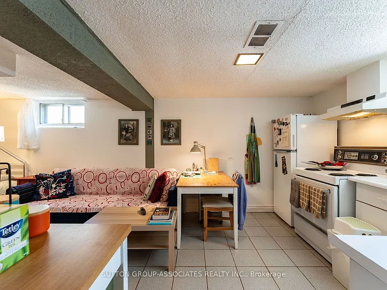 57 Aziel St #LOWER — Photo 5