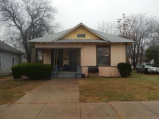 1st image of 920 E Baltimore Ave