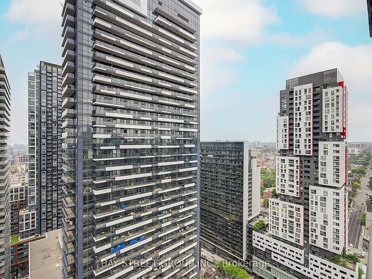 290 Adelaide St W #3002 — Photo 33