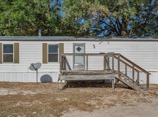 28 Allen St, Sopchoppy, FL 32358