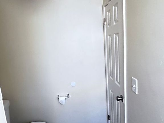 5th image of 170 S K St #6