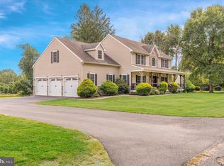 64 Richards Ln, Newark, DE 19711