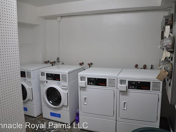 3rd image of 1341 W Carson St APT 43