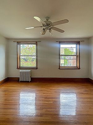 3rd image of 256 Henry St APT 4